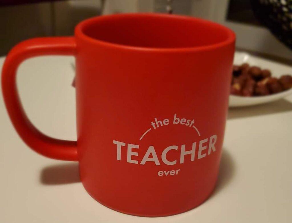 I RECEIVED THE EDUCATOR OF THE YEAR AWARD and A WRITING FROM MY BEAUTIFUL TEACHER!